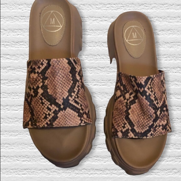 MISSGUIDED animal print sandals size 6 - Picture 2 of 10